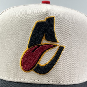 Mũ bóng chày thể thao nam 5 tấm tùy chỉnh, hai màu, thêu logo 3D bằng chỉ xích, mũ lưỡi trai <span class=keywords><strong>snapback</strong></span> có logo tùy chỉnh - Product Image 4