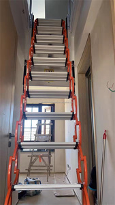 Escaleras de ático plegables eléctricas hidráulicas, ático telescópico de la <span class=keywords><strong>escalera</strong></span>/<span class=keywords><strong>escalera</strong></span> automática del desván - Product Image 3
