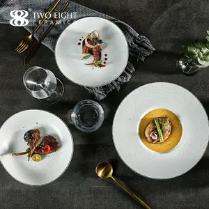 Conjunto de jantar de porcelana luxuoso, conjunto de louças de porcelana de luxo dourado com placa de cerâmica para hotel e restaurante