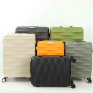 PP Trolley Case 36-55L Expandable <b>Explosion</b> Proof Full Aluminum Handle Three-Piece Set Custom Logo - Product Image 4