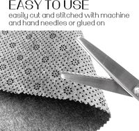 Tissu de support en feutre de motif de fleur de prunier en résine Tissu en feutre de polyester non tissé antidérapant en caoutchouc pour tapis de sol