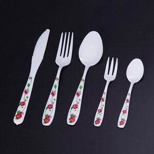 XUELI elegante personalizzabile colore fiore stampato forchetta cucchiaio monouso forniture <span class=keywords><strong>per</strong></span> feste Kit <span class=keywords><strong>per</strong></span> cene di famiglia e matrimoni - Product Image 1