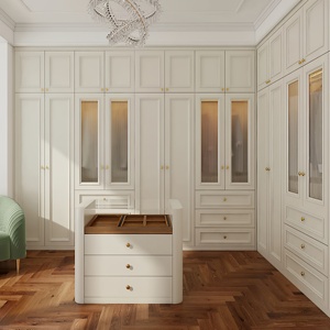 Armadi su Misura in Stile Francese-Americano Color Crema, Credenze Portabottiglie, Ante in Legno Massello, Cabina <span class=keywords><strong>Armadio</strong></span> - Product Image 1