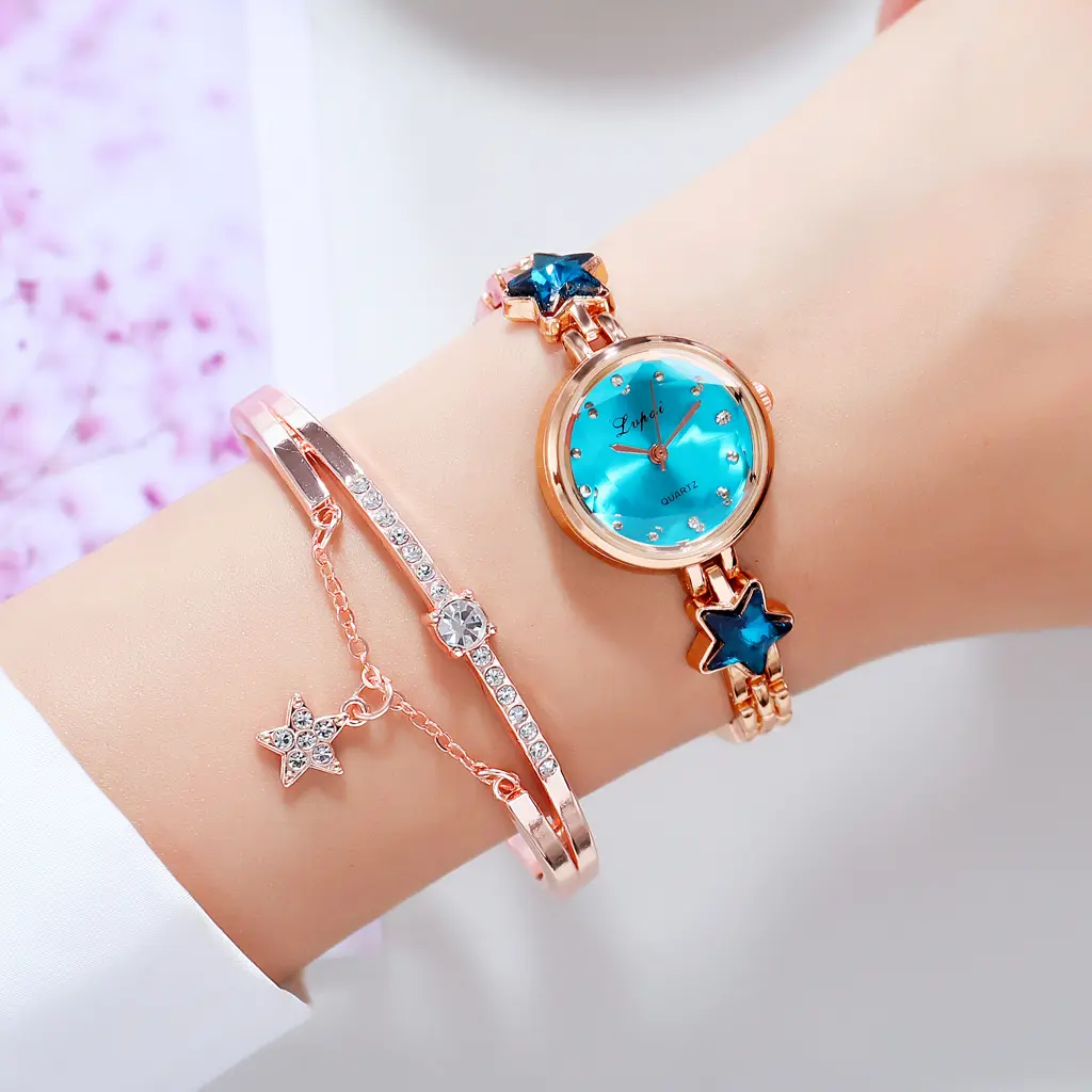 Fashion Bracelet Watch for Girl Creative Lovely Female Watch Simple Hot Sale Dial Star Diamond Cute Ladies Watch