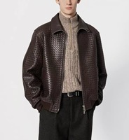 Großhandel Herren Intreccio Geflochtene Leder-Kurzbomberjacke Maßgefertigter Stehkragen Reißverschluss Casual Echtleder-Mantel