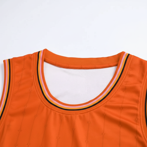 Diseña tu propio uniforme de baloncesto 100% Poliéster Último estilo Juego de uniforme de baloncesto de la mejor calidad con servicio OEM - Product Image 1
