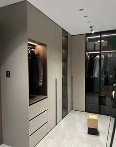 Nouvelle arrivée, armoire de chambre à coucher moderne personnalisable, armoire portable en bois massif pour meubles de maison, pour une utilisation en chambre à coucher - Product Image 1