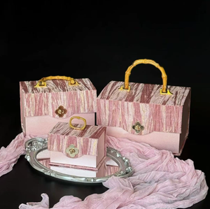 Vente directe d'usine de boîtes cadeaux en velours rose pour mariage, emballages cadeaux pour invités, boîtes à dragées pour célébration de mariage. - Product Image 4