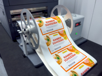 Imprimante d'étiquettes haute vitesse, papier pour autocollants, 20 mètres par minute, machine d'impression en continu à passage unique, rouleau à rouleau
