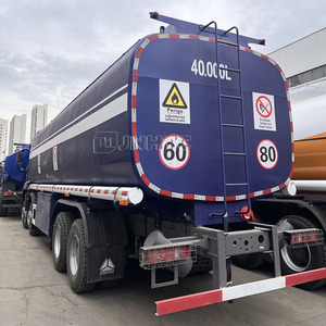 <span class=keywords><strong>Prix</strong></span> <span class=keywords><strong>d</strong></span>'usine HOWO NX 8x4 Camion-citerne 40000 litres 380 CV pour le transport <span class=keywords><strong>de</strong></span> diesel, essence et pétrole - Product Image 3