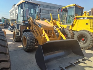 Chargeuse sur pneus SDlG LGB680 LFB680 en bonne condition chargeuse pelleteuse d'occasion multifonctionnelle pour la construction chargeuse frontale d'occasion - Product Image 2