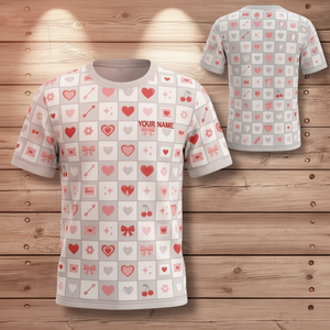 Maglietta Morbida Personalizzata con Motivo a Cuori e Griglia Minimalista, Nome Personalizzato, Regalo di San Valentino Unisex con Stampa Integrale - Product Image 3