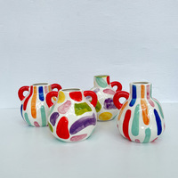 Vases en céramique peints à la main, design créatif multicolore, décoration haut de gamme pour les maisons, salons, arrangements floraux sur le bureau