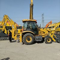 JCB 3CX Backhoe Loader 95% BARU Model 2024 Beban Terukur 7370KG Mesin Gearbox Motor Pompa