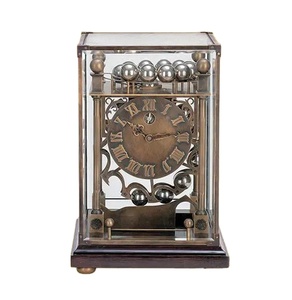 Horloge de table à échappement à bille tombante gravée en bronze antique avec cadran en laiton et base standard - Product Image 1