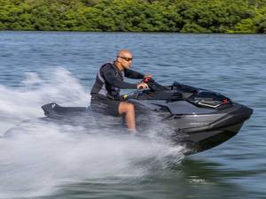 Luxury Adventure <span class=keywords><strong>Bombardier</strong></span> <span class=keywords><strong>RXT</strong></span> <span class=keywords><strong>300</strong></span> 300HP Jet Ski de 4 tiempos para exploración costera - Product Image 6