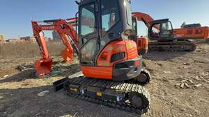 Machine de construction d'occasion 3.5 tonnes Kubota U35 U25/U15 Excavatrice Machines de construction avec cabine neuve et bon état - Product Image 2