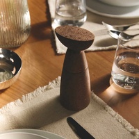 Moulin à sel et à poivre manuel en bois de hêtre brun teinté de qualité supérieure, broyeur à épices rechargeable, lavage à la main uniquement, accessoire de cuisine minimaliste pour