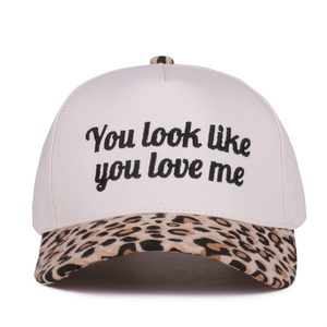 Cappello da Baseball Bicolore 'You Look Like You Love Me' con Logo Ricamato 3D, Struttura Morbida a 5 Pannelli in Cotone per Uomo - Product Image 5