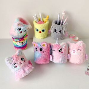 Étui Organisateur de Pinceaux de Maquillage en Peluche Douce et Élégante, Porte-Crayons Arc-en-Ciel Moelleux et Mignon pour Filles - Product Image 2