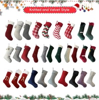 Chaussettes de Noël traditionnelles en polyester peluche gris et blanc avec broderie flocon de neige, personnalisables avec logo, pour cheminée – Nouveauté 2026, Vente Flash