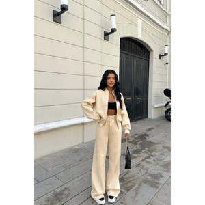 Ensemble streetwear confortable avec fermeture éclair, design personnalisé, respirant, coupe-vent, pour grandes tailles, imprimé, pour la gym, hiver, couleur crème - Product Image 3