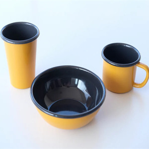 <span class=keywords><strong>Ensemble</strong></span> <span class=keywords><strong>de</strong></span> 12 pièces <span class=keywords><strong>de</strong></span> vaisselle blanche en émail, compatible lave-vaisselle (normes UE/US), avec impression <span class=keywords><strong>de</strong></span> logo personnalisé, <span class=keywords><strong>de</strong></span> qualité alimentaire, pour cuisine et camping, comprenant tasses, bols et assiettes - Product Image 5