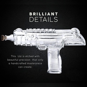 Vente en gros personnalisé UZI Gun ensemble de verres à décanter pour <span class=keywords><strong>whisky</strong></span> <span class=keywords><strong>carafe</strong></span> bouteille d'alcool distributeur de récipient <span class=keywords><strong>carafe</strong></span> pour <span class=keywords><strong>whisky</strong></span> avec verres à balles - Product Image 4