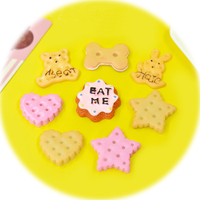 Vente chaude Mini biscuit résine flatback cabochon pour bricolage crème téléphone portable coquille matériel poupée maison ornements