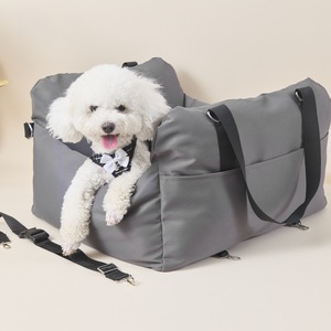 Coussin de voiture pour animaux Golden Pet 40x35x35cm bleu clair, amovible, lavable, portable, pour un voyage sûr et confortable - Product Image 4
