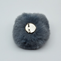 Nouveau Pompon en fausse fourrure de lapin personnalisé, pas cher, en gros, avec épingle, pour la décoration de chapeaux, vêtements, sacs en tissu, DIY