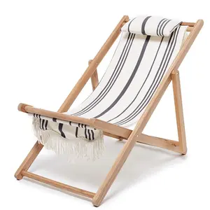 كرسي شاطئ من الخشب الصلب قابل للطي بدون مساند كلاسيكي حديث للتريكة كرسي سهل الحمل للصيد الاستخدام في الهواء الطلق مزود بحمالات
