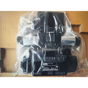 วาล์วควบคุมทิศทางแบบสัดส่วน Parker รุ่น 031FBE01CC1NF0010 วาล์วไฮดรอลิกเหล็กกล้าคาร์บอน - Product Image 3