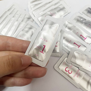 Sachets Monodosis Veganos Sin Aire <span class=keywords><strong>Para</strong></span> Permanente <span class=keywords><strong>de</strong></span> <span class=keywords><strong>Pestañas</strong></span> y <span class=keywords><strong>Lifting</strong></span> <span class=keywords><strong>de</strong></span> <span class=keywords><strong>Pestañas</strong></span> Rápido y Laminado <span class=keywords><strong>de</strong></span> Cejas al Por Mayor con Logo Personalizado - Product Image 3