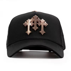 Envío Gratis Gorras de Béisbol de Terciopelo Brillante con Bordado de Pedrería y Perlas, Gorras Personalizadas de 5 Paneles, Gorras Dandi - Product Image 1