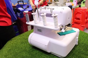 Máquina <span class=keywords><strong>de</strong></span> <span class=keywords><strong>Coser</strong></span> Doméstica Multifuncional ZY3002, Gran Venta - Product Image 5
