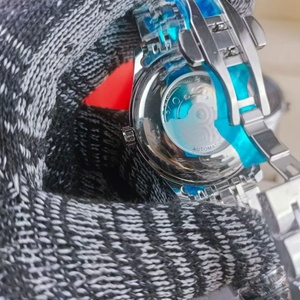 Reloj de Pulsera de Vestir Analógico Premium para Hombre, Correa de Acero Inoxidable Plateada, Números Romanos, Resistente al Agua, Calendario, para Negocios - Product Image 4