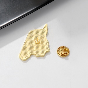 アニメゴールドハードラペル金属シリアパレスチナカスタムエナメルピンデザイナーファッション女性ブローチ高級ジムキャップヒジャーブネームバッジ - Product Image 3
