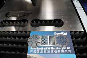 2025 nóng Bán kích thước nhỏ gc6010f sợi <span class=keywords><strong>Laser</strong></span> máy cắt cho tấm kim loại thép carbon 2000 Wát 3000 Wát sợi <span class=keywords><strong>Laser</strong></span> máy cắt - Product Image 4