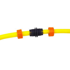 Conector de Reparación de Mangueras Huabangshi de 4 Puntos, Conector de Plástico de 1/2 Pulgada para Manguera de Jardín, Fácil de Instalar - Product Image 2