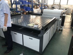 <span class=keywords><strong>ARGUS</strong></span> 1810/1812/1814 Machine de découpe laser CNC à alimentation automatique Découpeur laser CO2 pour textile supportant le format AI Type portique - Product Image 5