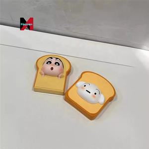 Crayon Shinchan tostada pan figura con Shiro Anime modelo comida creativa tema decoración regalo en caja - Product Image 2