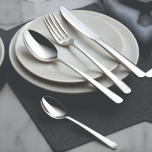 Juego de Cubiertos Prince de 24 Piezas, Moderno, de Acero Inoxidable Plateado, con Acabado Pulido Espejo, Agarre Ergonómico y Sostenible - Product Image 4