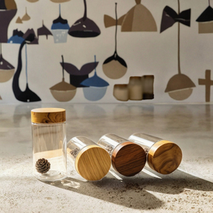 Pot de conservation alimentaire moderne en plastique sans BPA avec couvercle imitation bois – Contenant hermétique pour l'organisation de la cuisine et des garde-manger, idéal pour les cadeaux - Product Image 3