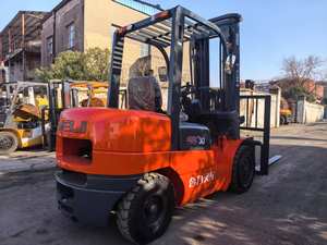 Montacargas Diésel Usado Confiable de 2.5/3/4/5/7/10/15/16/25/30 Toneladas Heli CPCD30 cpcd50 cpcd70 cpcd250 con Triple Freno Principal - Product Image 6