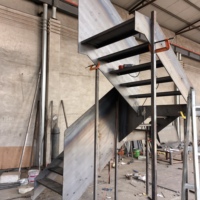 Escalier moderne personnalisé pour intérieur, structure à double poutre, escalier en bois massif, escalier en U, balustrade en verre trempé, écologique