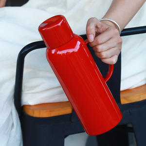 Botella de Agua Portátil Aislada de Acero Inoxidable 316 de Primera Calidad de 820 ml con Pantalla de Temperatura - Product Image 3