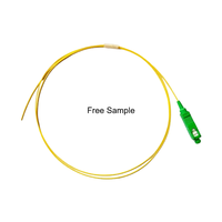 Pigtail SC/APC de 0.9mm | Fibre de queue de fibre optique monomode à 1 noyau pour centre de données | Connecteurs à fibres optiques et câbles de raccordement