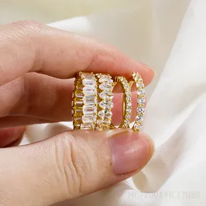 银色925纯银珠宝女性锆石结婚垫椭圆形切割CZ长棍面包永恒戒指