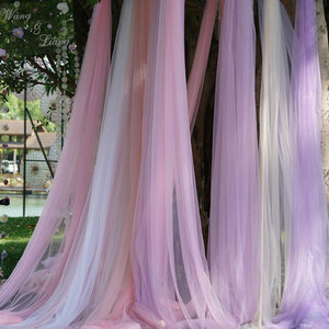 Robe de <span class=keywords><strong>mariage</strong></span> extérieur romantique léger et fluide tissu de fond de tulle irisé tissu de tulle pour les événements de fête et - Product Image 4